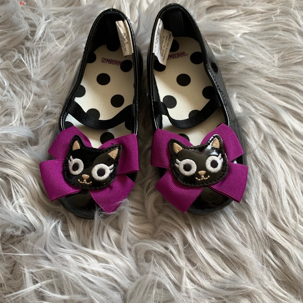 Shoes Gymboree size 6